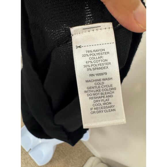 Cable & Gauge Black Knit Puff Sleeve Top with White Collar - Medium - Picture 7 of 7